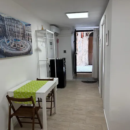 Apartment Piazza Verdi Comodo Monolocale Centro Palermo
