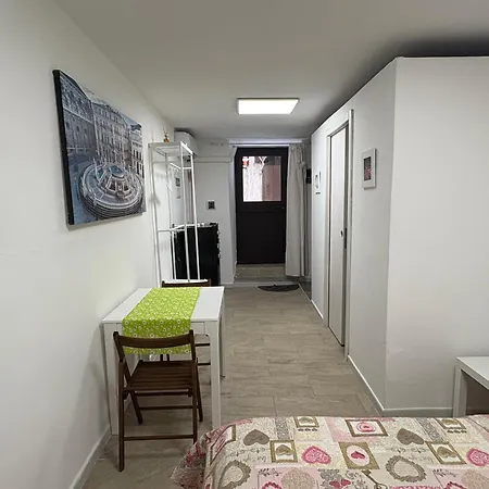 Piazza Verdi Comodo Monolocale Centro Apartment